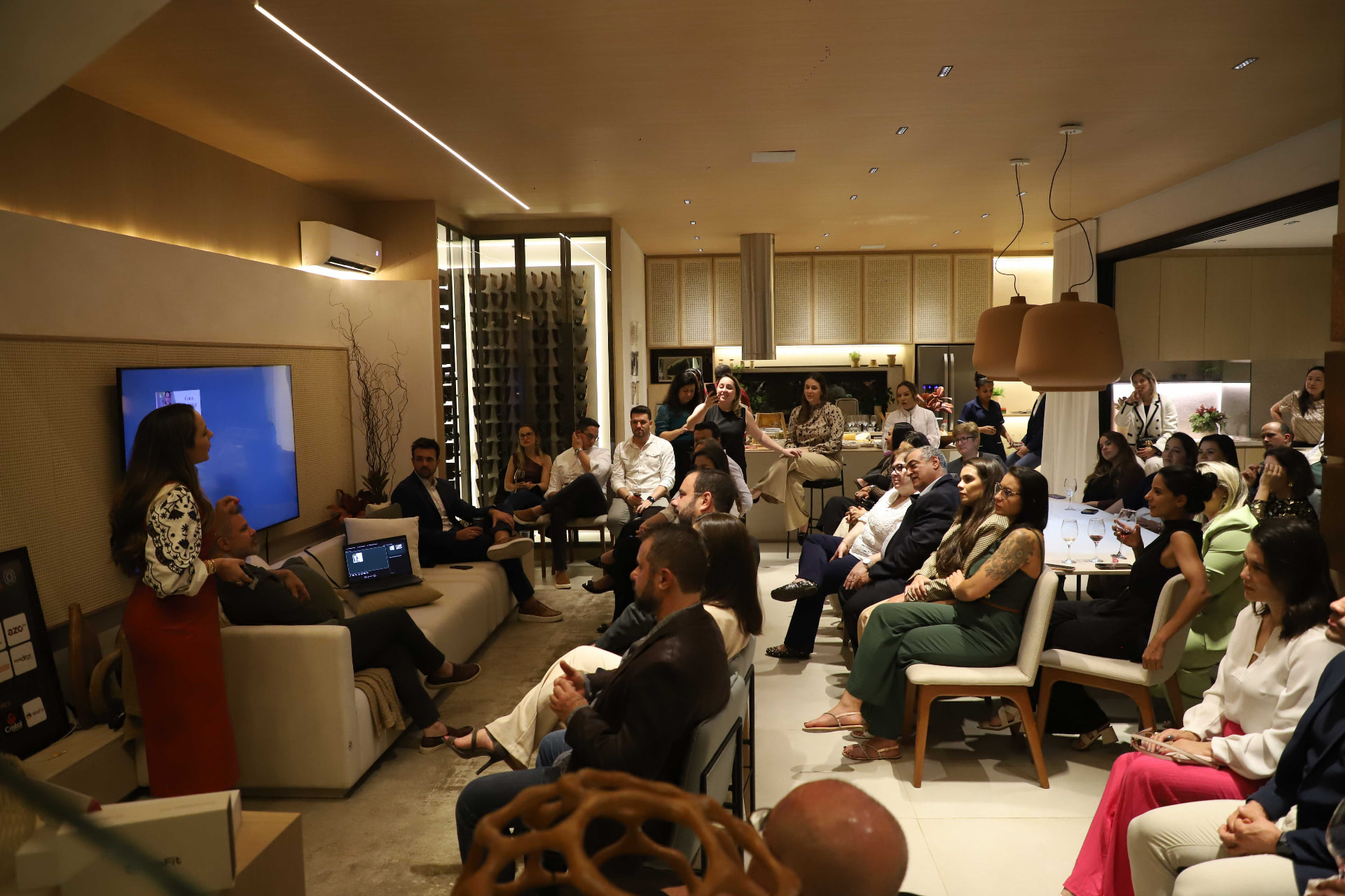Turma reunida durante a edição